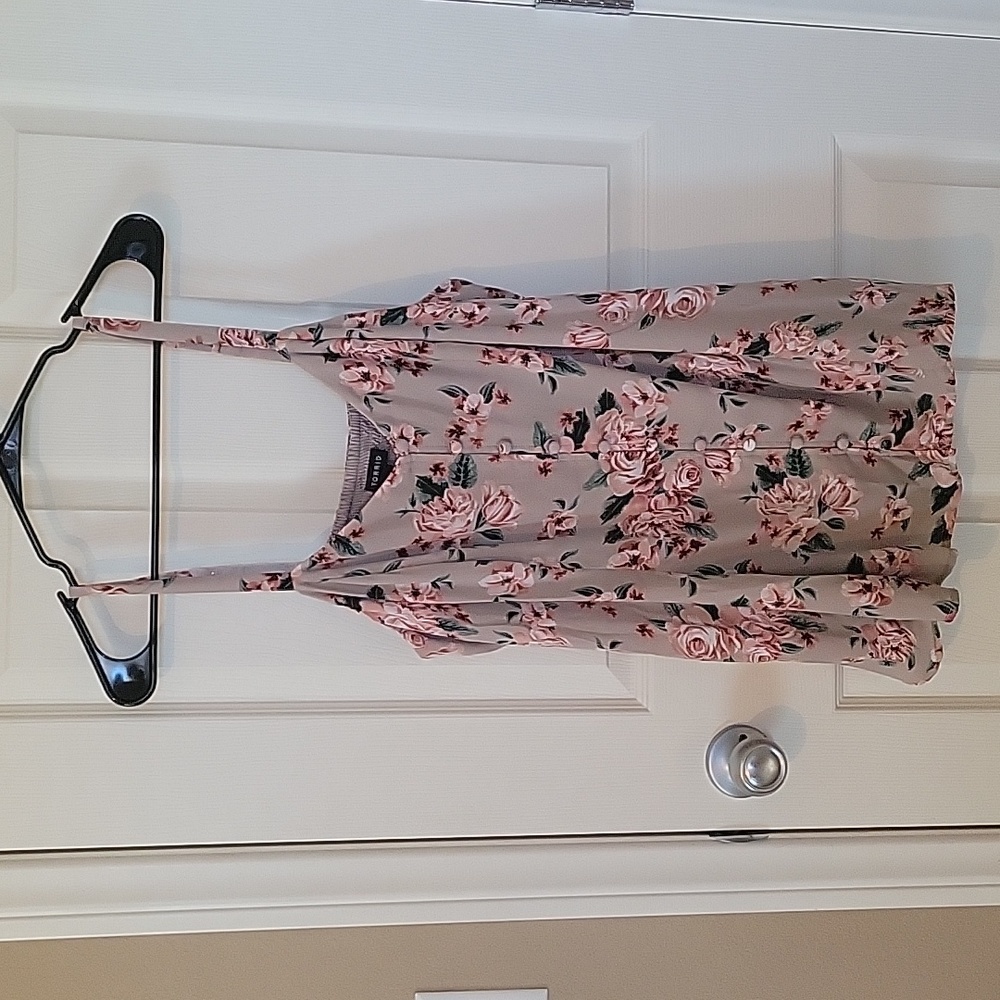 Size 2 torrid tank nwt